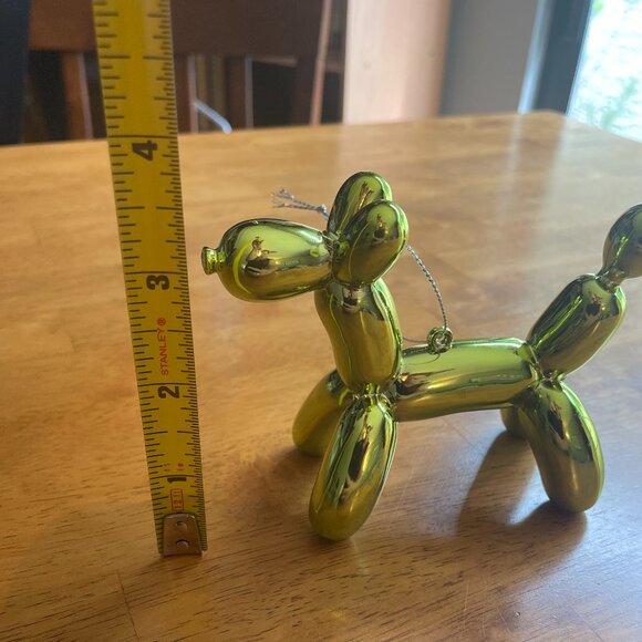 Lustrous yellow balloon dog ornament - Picture 5 of 9